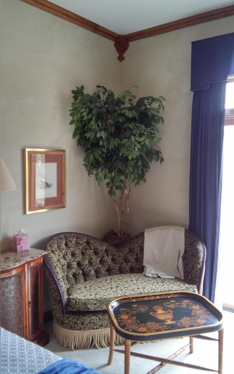 Inntiquity, A Country Inn Logansport Bagian luar foto