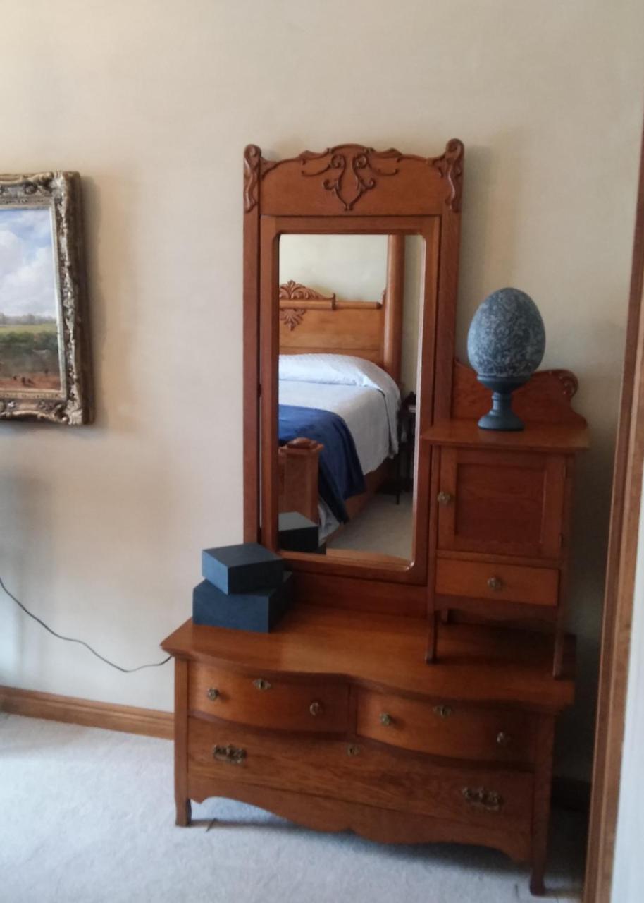 Inntiquity, A Country Inn Logansport Bagian luar foto